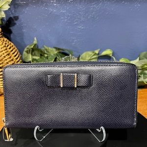 Coach Bow Crossgrain Leather Zip Around Wallet in Midnight Blue Style#52632